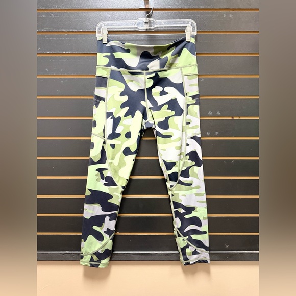 Zyia Active Pants - Zyia Active Camo Leggings Size 8-10 High Rise Pocket Athletic Yoga Pants